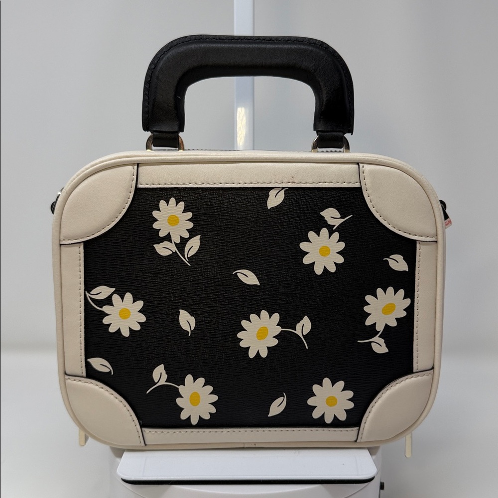 Kate Spade Traveler Trunk Crossbody Bag in Daisy Floral Print - Picture 5 of 7